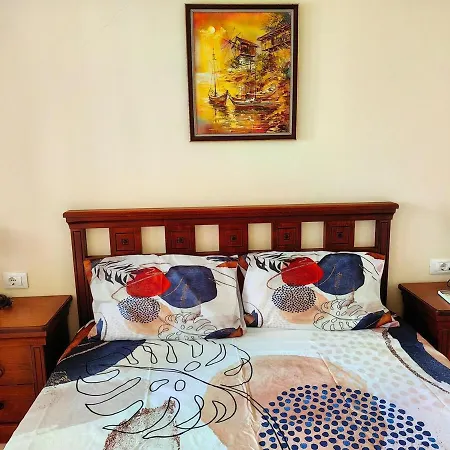 For Your Family Santa Marina Apartment