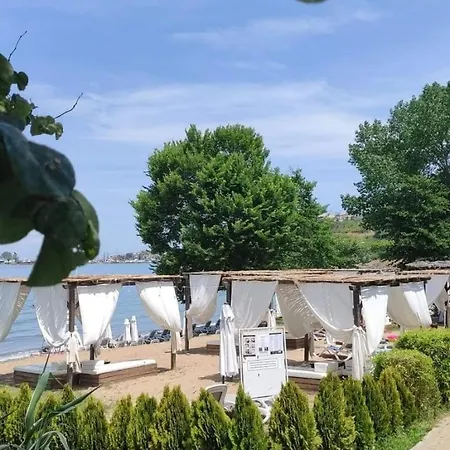 Apartment For Your Family Santa Marina